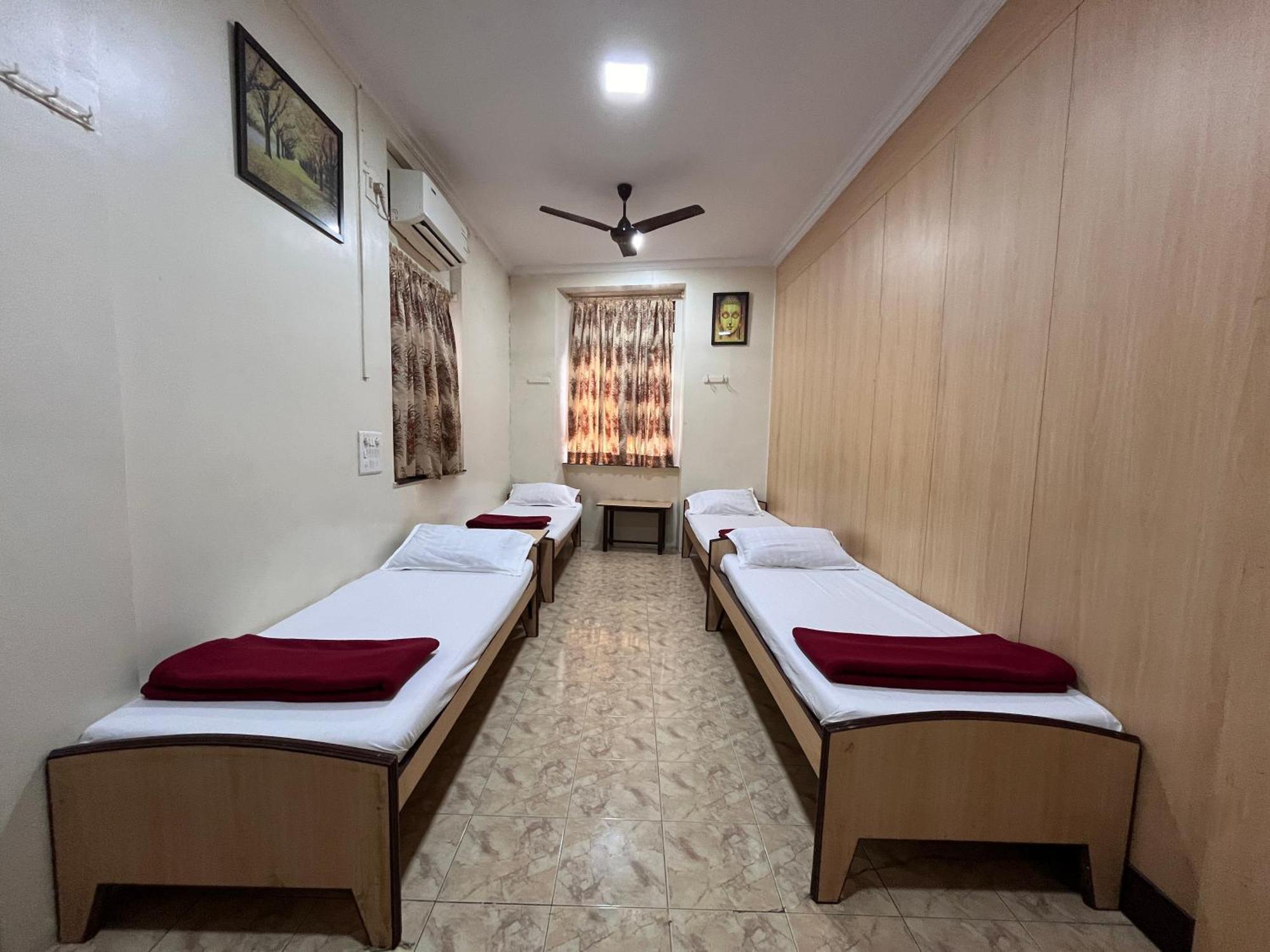 Milan Guest House, Mumbai